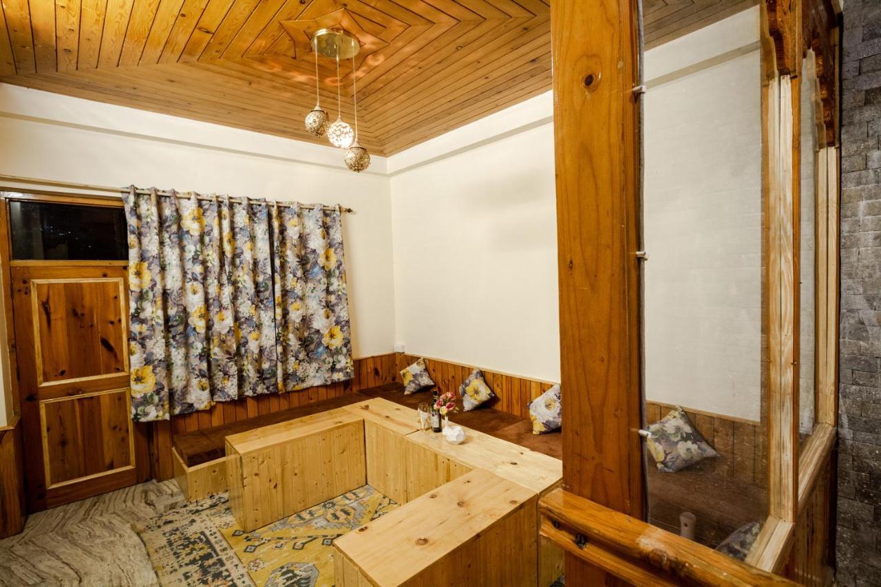 Hotel Tales N Trails Vashist Esterno foto