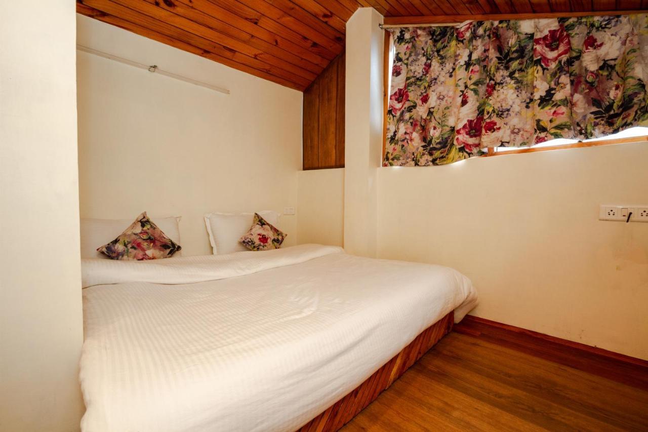 Hotel Tales N Trails Vashist Esterno foto