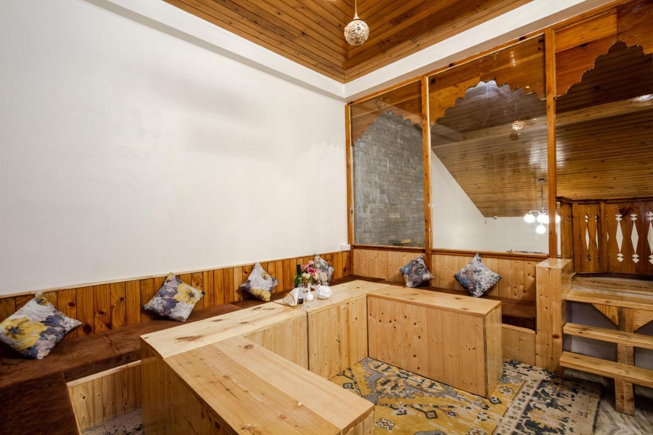 Hotel Tales N Trails Vashist Esterno foto
