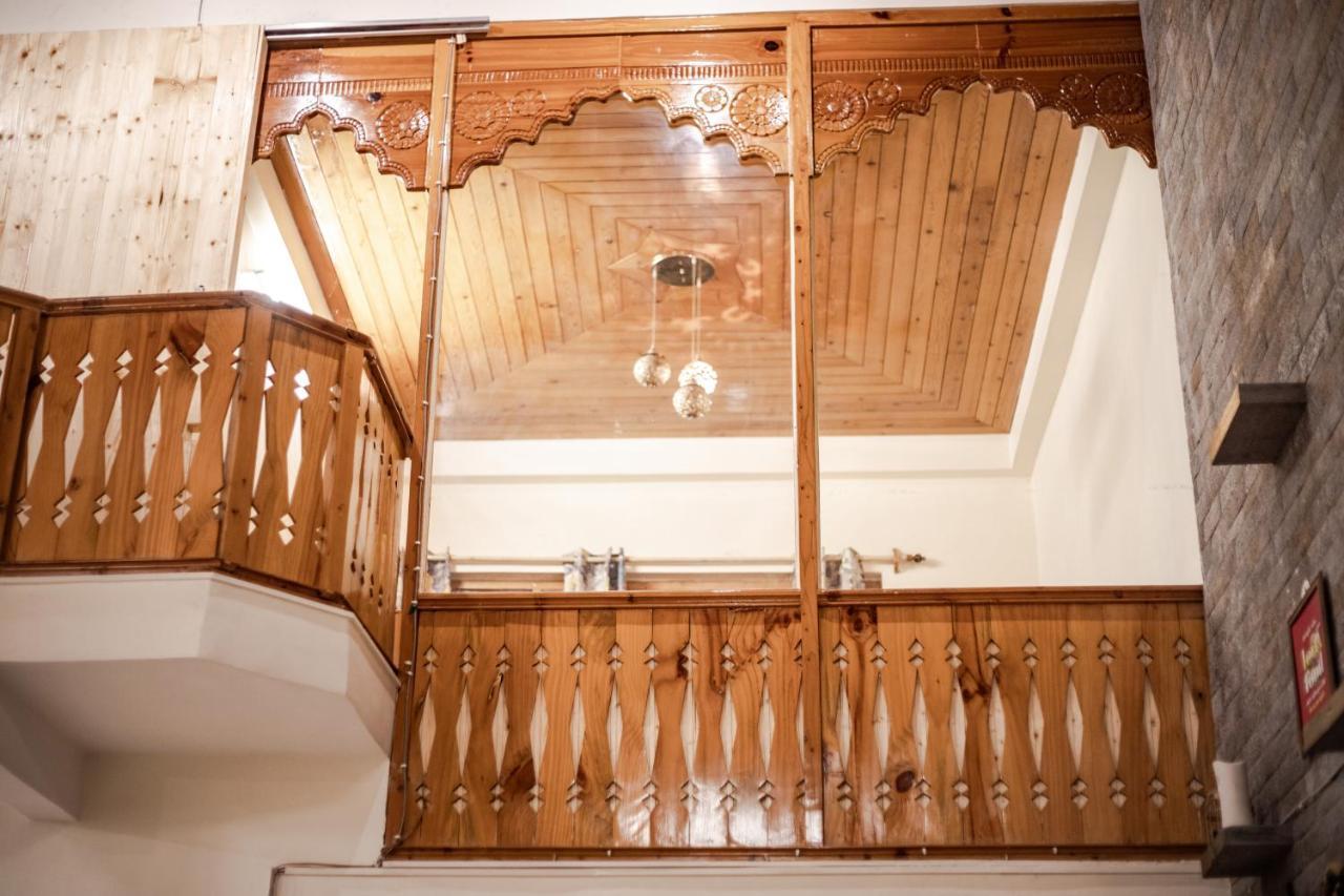 Hotel Tales N Trails Vashist Esterno foto